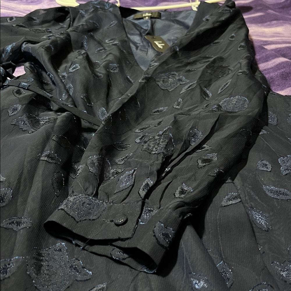Lulus NWT Evening of Elegance Navy Floral Jacquard Wrap Dress Long Sleeve Size M - Picture 7 of 7